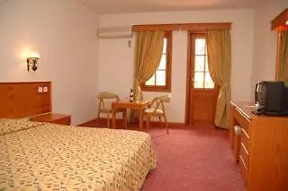 Park Ξενοδοχείο 3*
